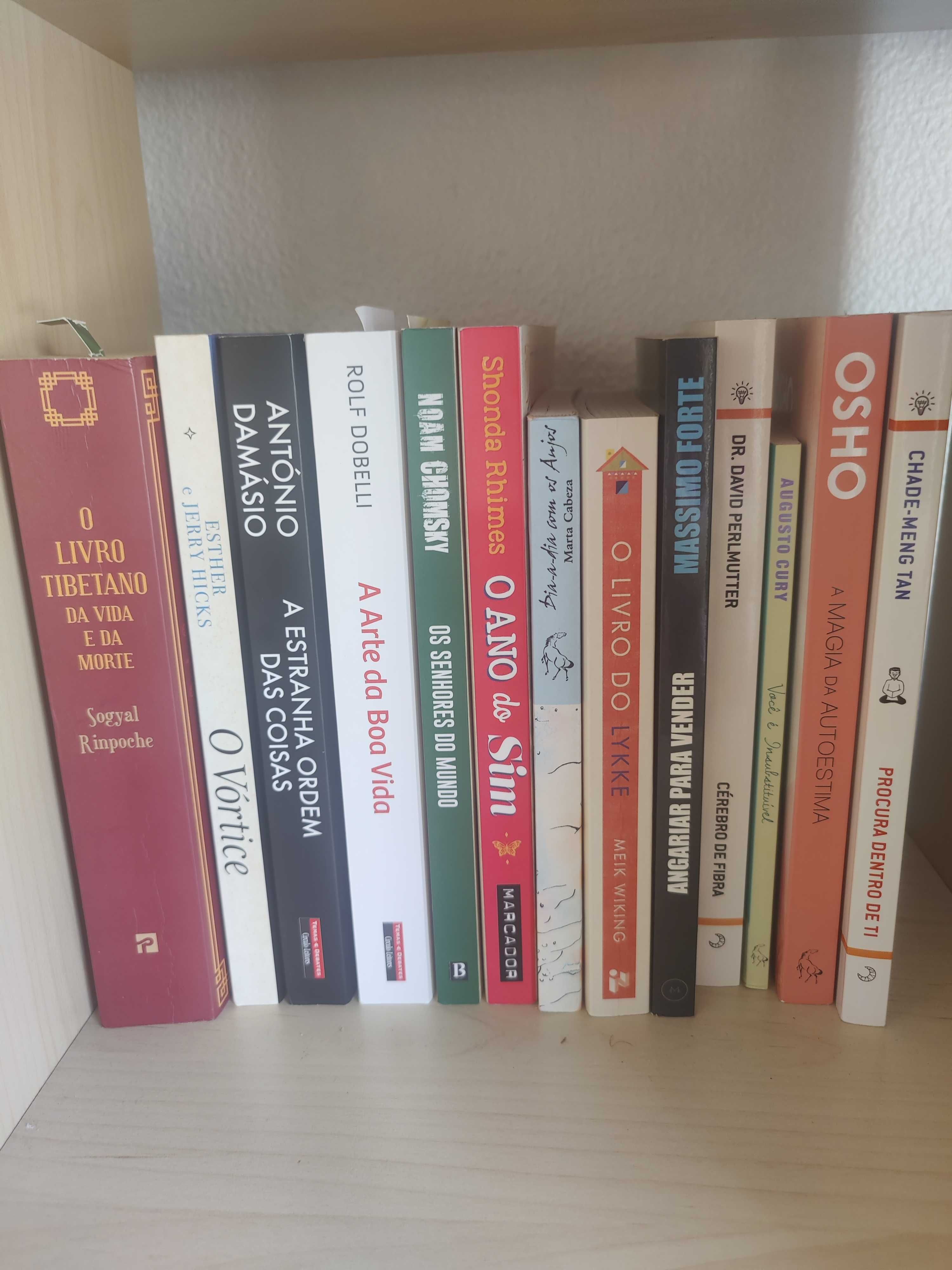 Livros vários - 15€