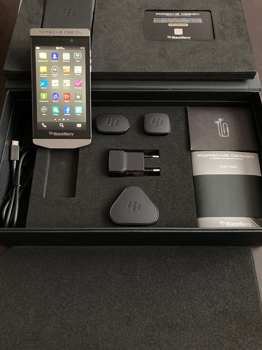 НОВЫЙ! Blackberry Porsche Design P9982