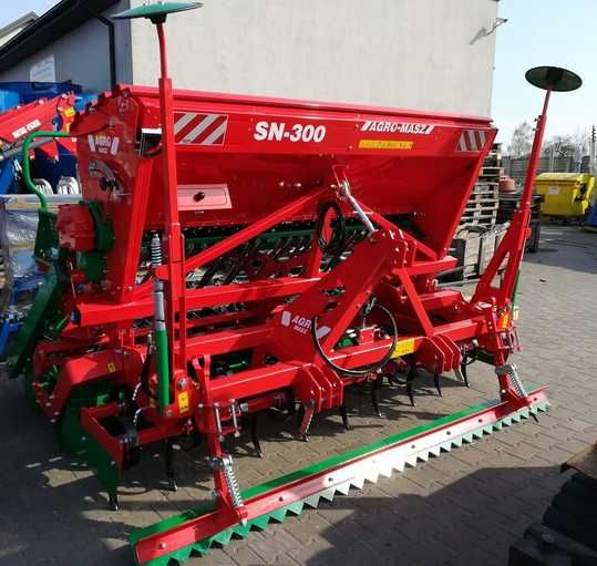 Siewnik Zbożowy Stopkowy Talerzowy AGRO-MASZ SR300 SN300 2,5m 2,7m 3m