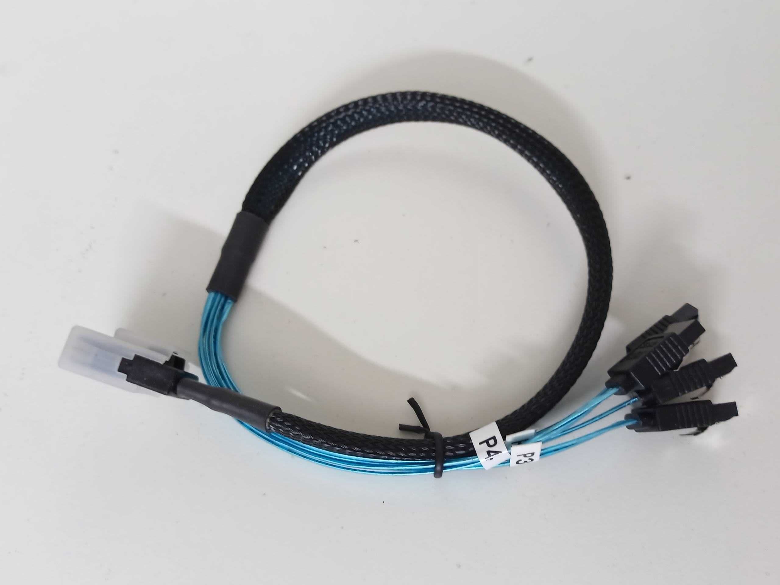 4x SATA к SFF-8087.  Обратный кабель SATA к Mini SAS.