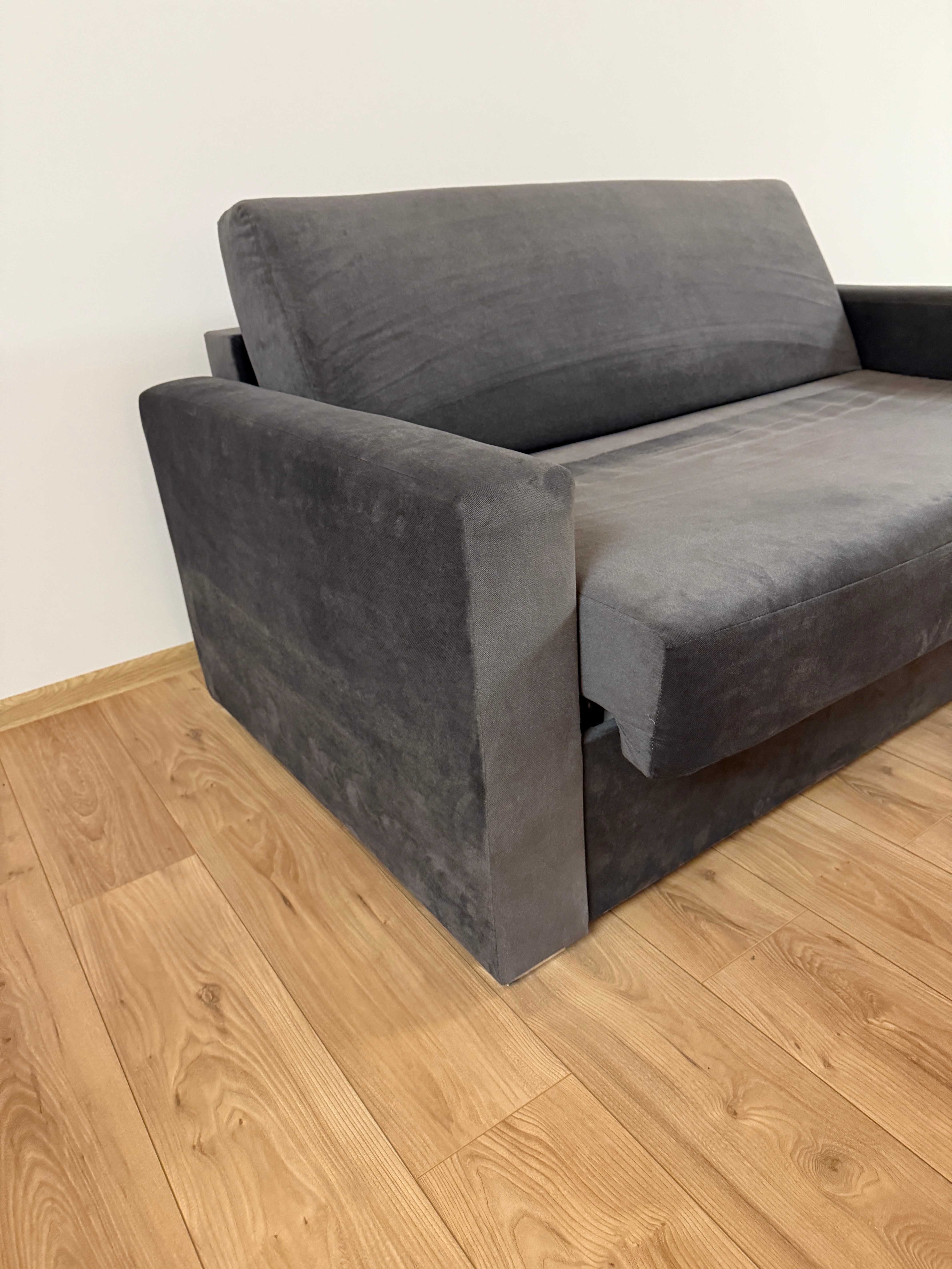 SOFA/ KANAPA z funkcją spania.