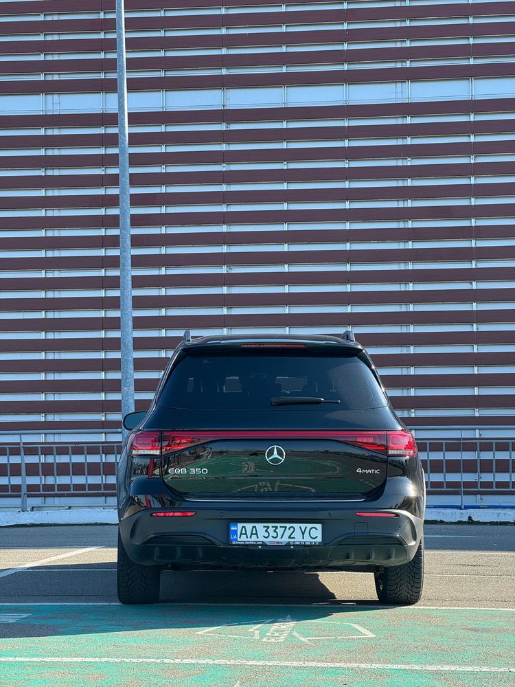 Mercedes-Benz EQB 2022 350 4Matic AMG Look