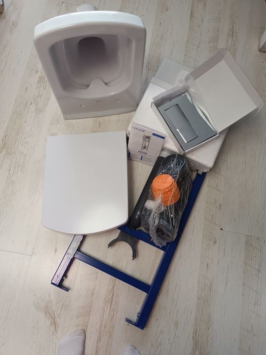 WC  nowy kompletny  podtynkowy podwieszany cersanit