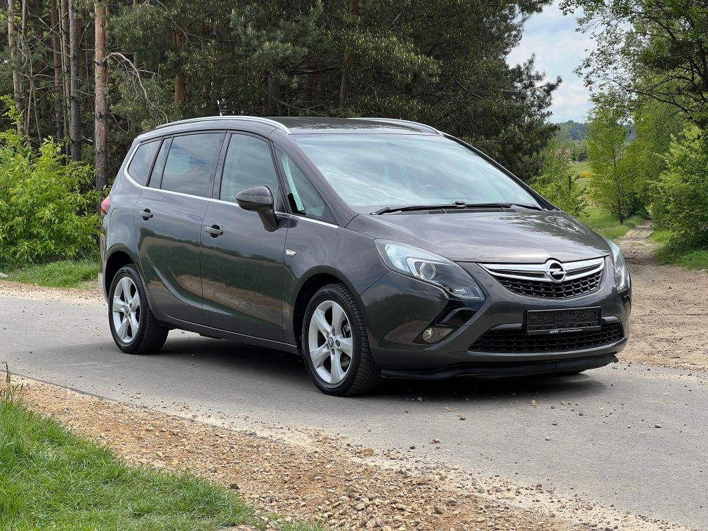 Opel Zafira C  Tourer Cosmo 1.6 Turbo LPG 7 Osobowe