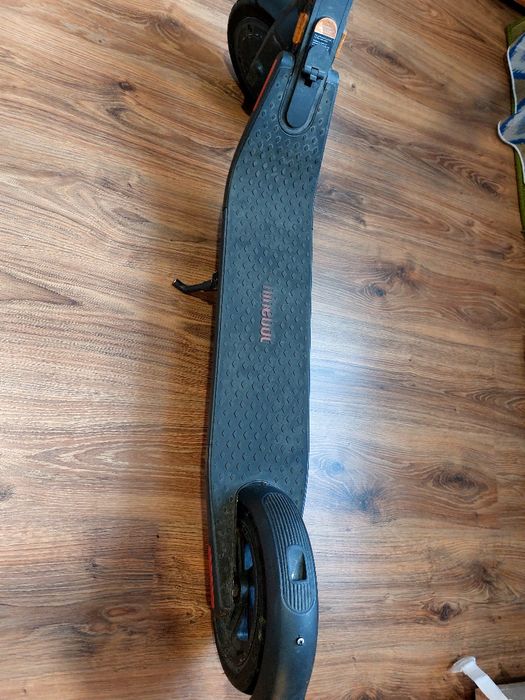 Електросамокат Ninebot KickScooter