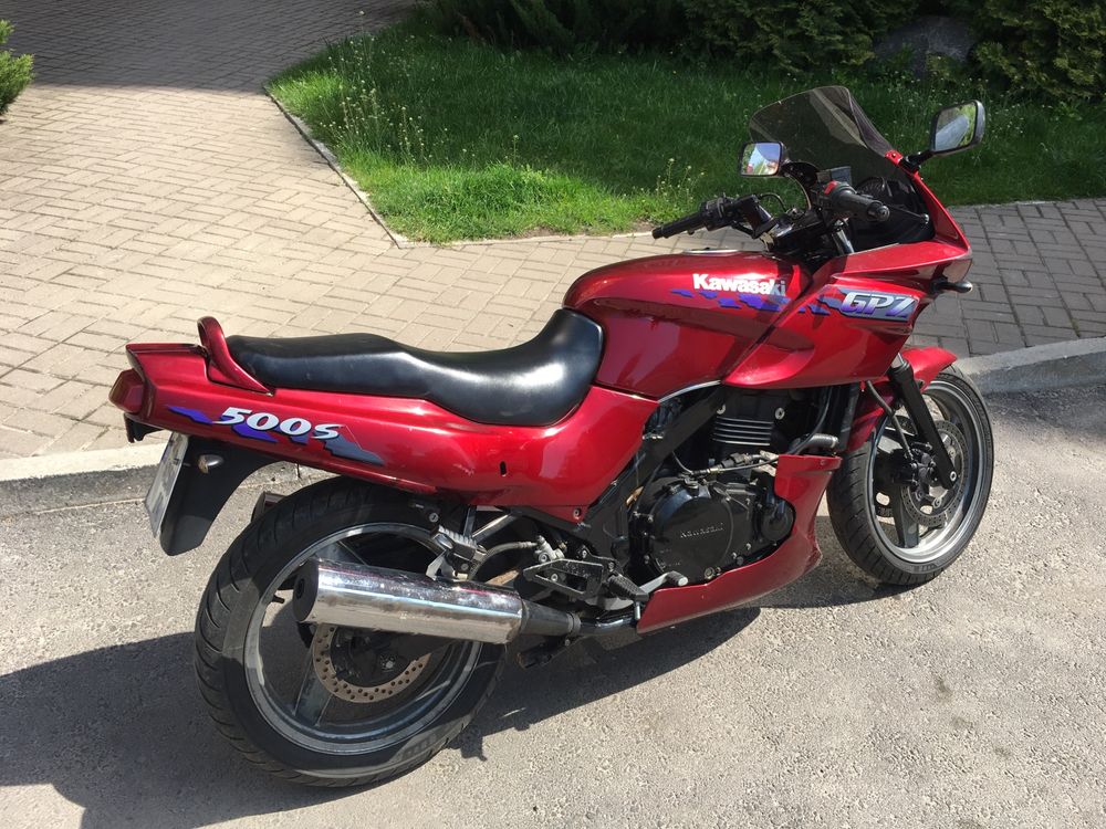 Kawasaki GPZ500S