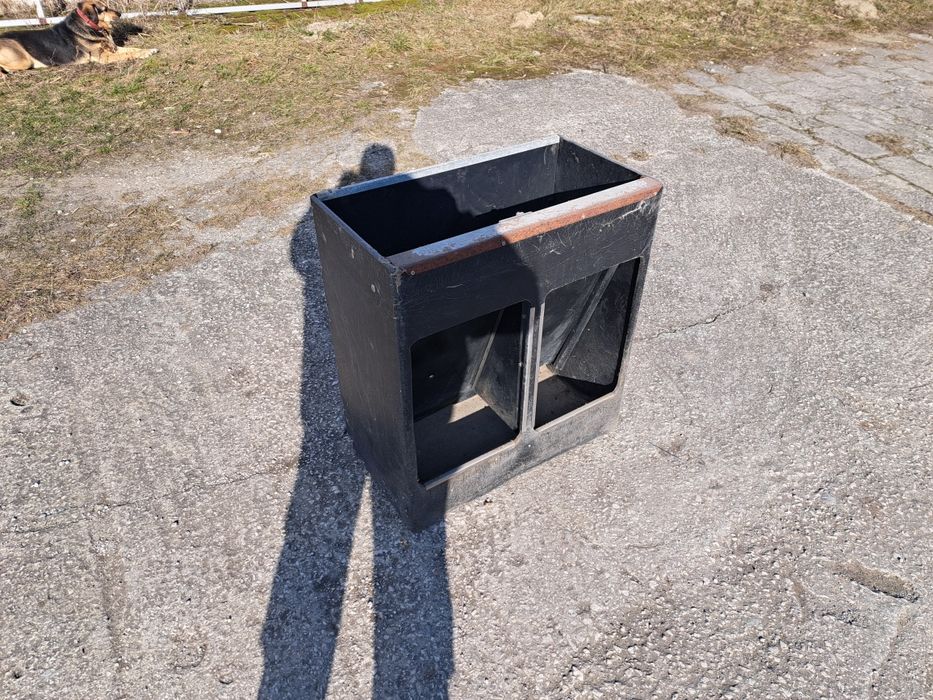 Automat paszowy dla świń - dwustanowiskowy ( paśnik) Polnet Domino