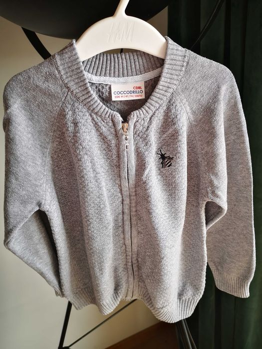 Coccodrillo szary rozpinany sweter mucha 104 cm 4 lata