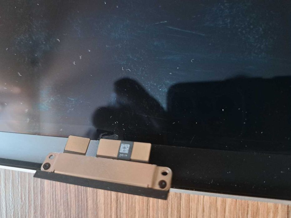 Klapa skrzydło matrycy zawiasy kamerka Macbook Retina A2681 Starlight.