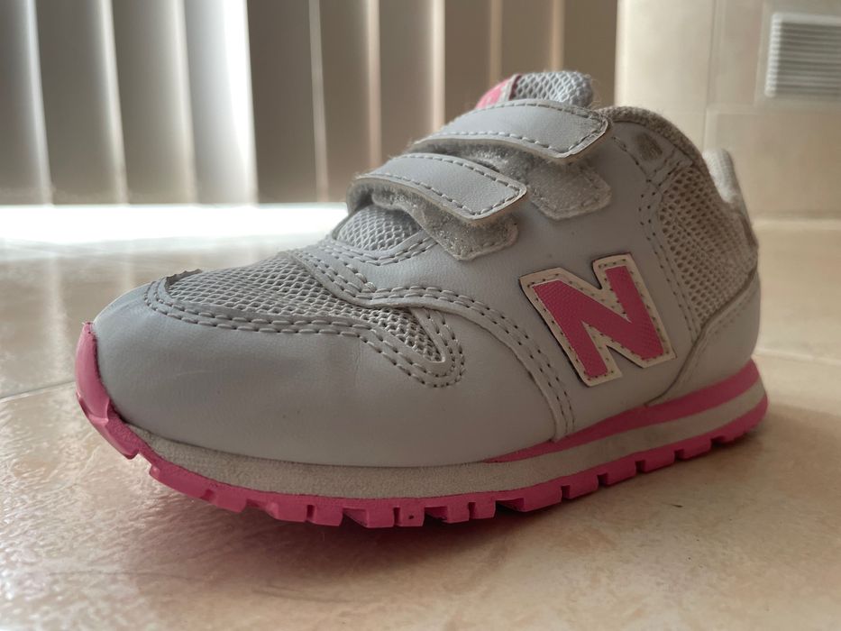 Sapatilhas New Balance Criança TAM: 25