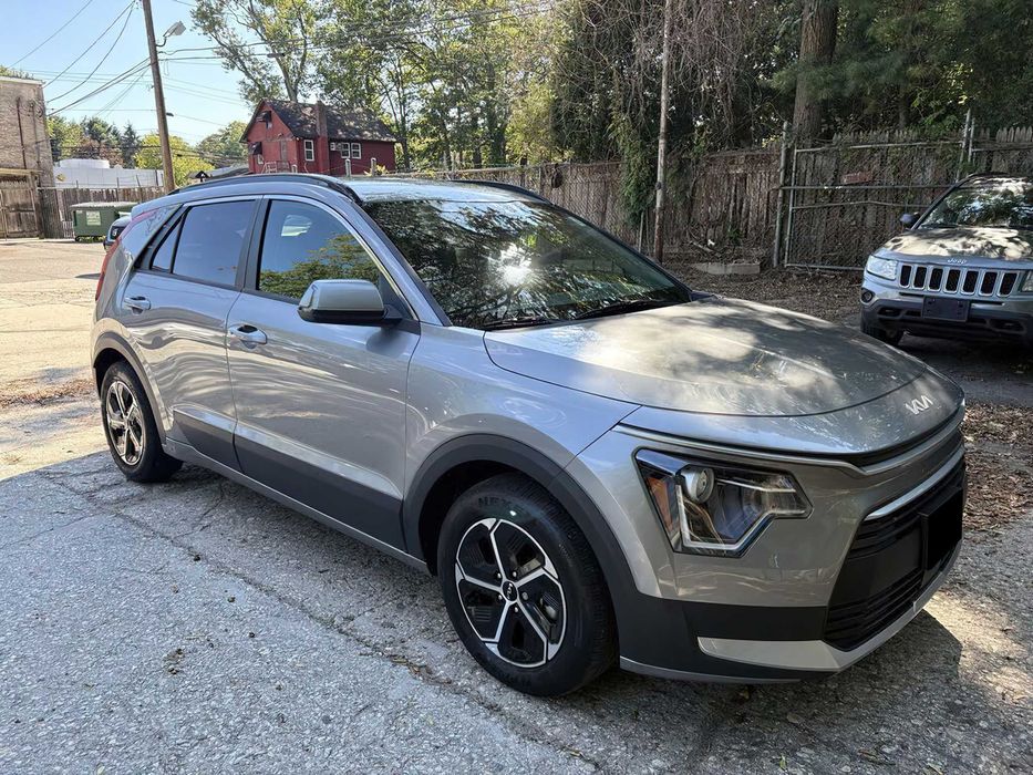 2023 Kia Niro EX