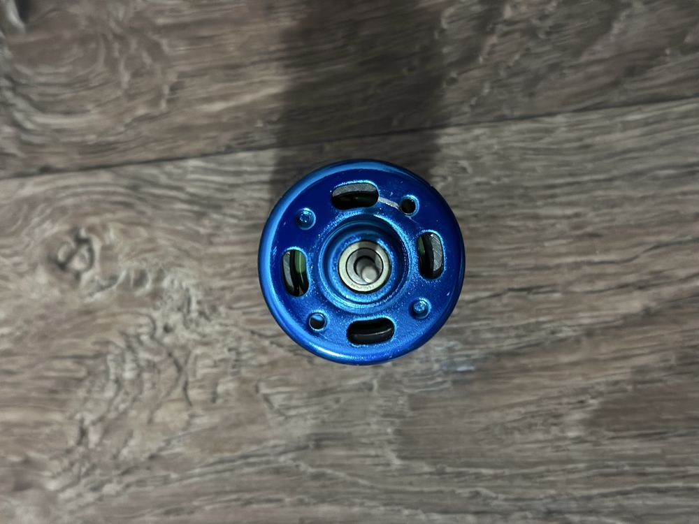Двигатель (мотор) RS550