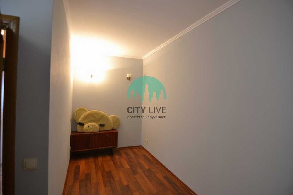 Продається 1-кімнатна квартира з ремонтом біля ТЦ Арсен (63)