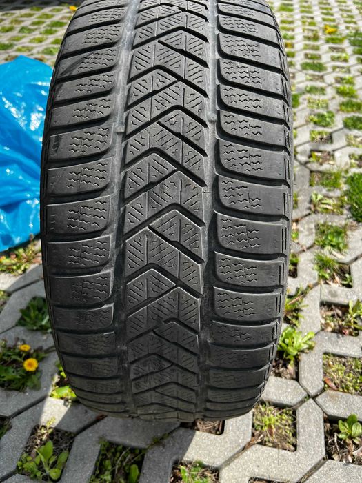 Opony zimowe Pirelli SottoZero 3