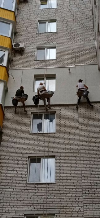 Утеплення будинків, квартир. Фасадні роботи.