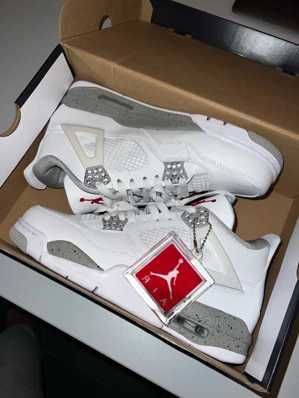Jordan 4 Retro White Oreo r.43