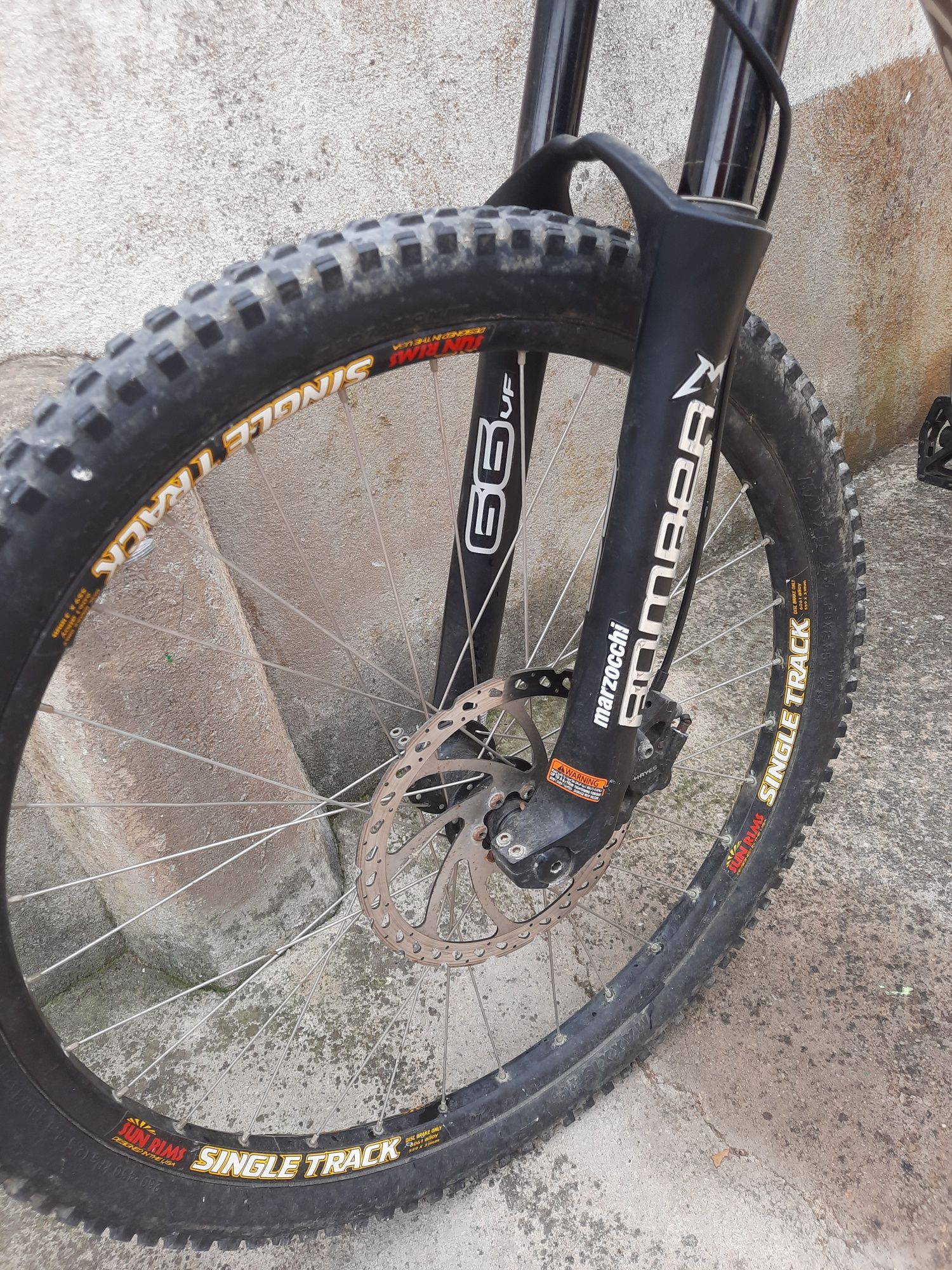 Bicicleta kona dee luxe tbm troco por carro