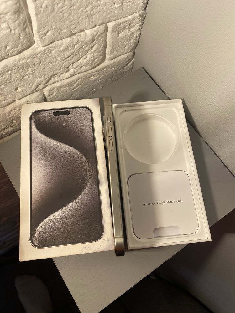Продам айфон APPLE IPHONE 15 PRO MAX 256GB