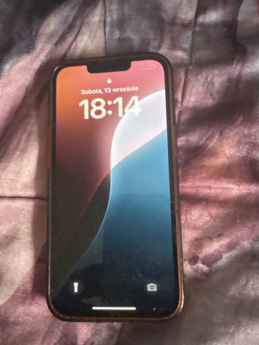 Iphone13 czerwony