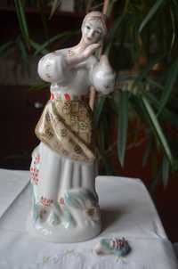 porcelana  figurka Połonne ukraina Dziewczyna z kaliną rzadka