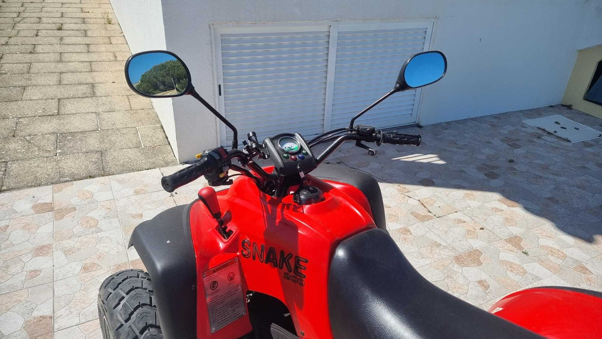 Vendo Mota 4 SMC Snake 200