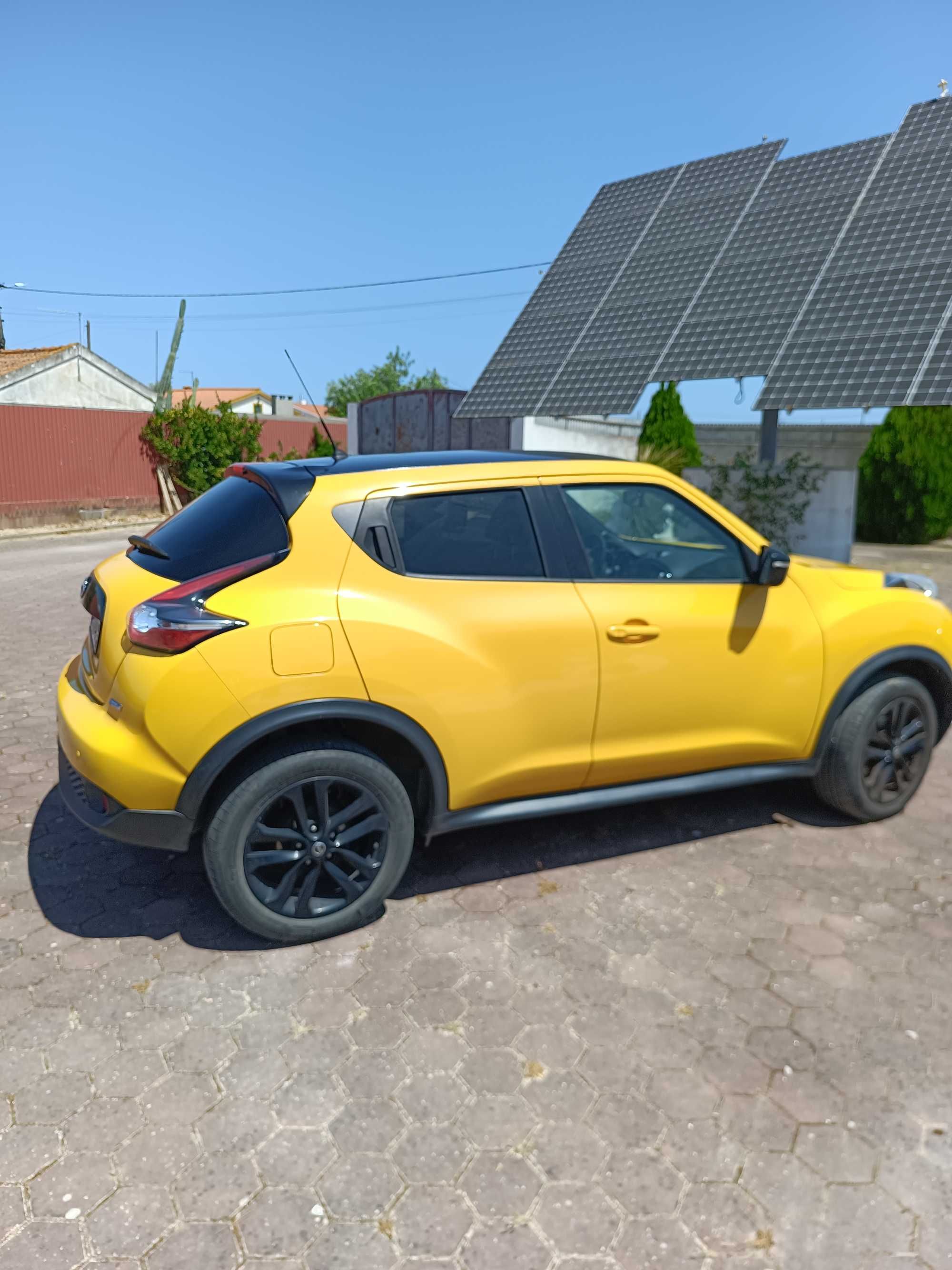 Nissan Juke 1.5 Amarelo