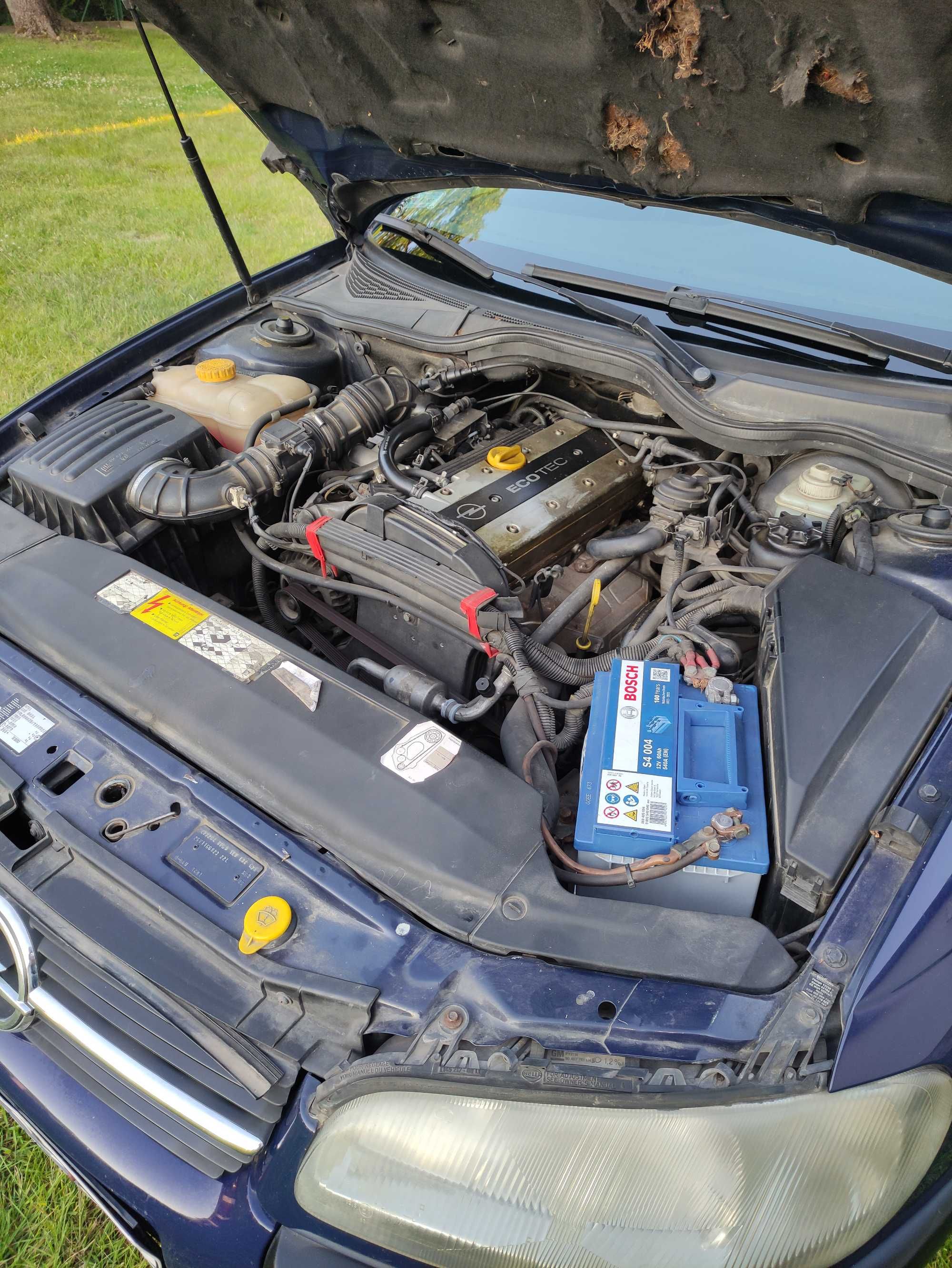 Opel Omega B 2.0 16V