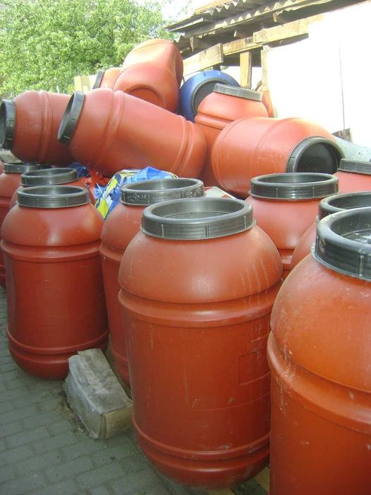 sprzedam beczki plastikowe po produktach spozywczych 220l-100zl