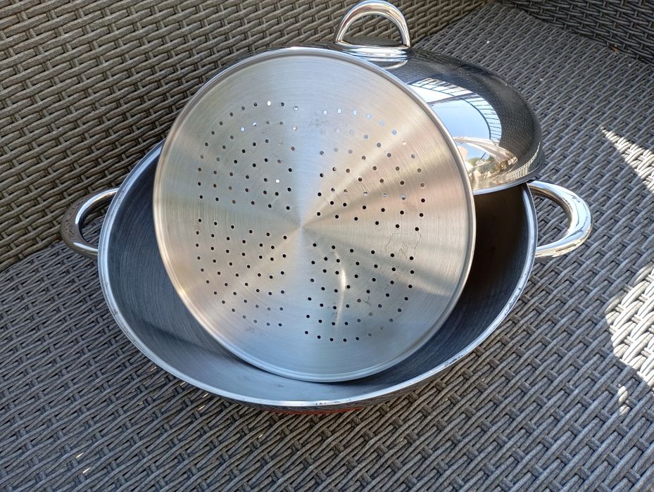 Cataplana (Nova) da marca Silampos ,em aço inoxidável.