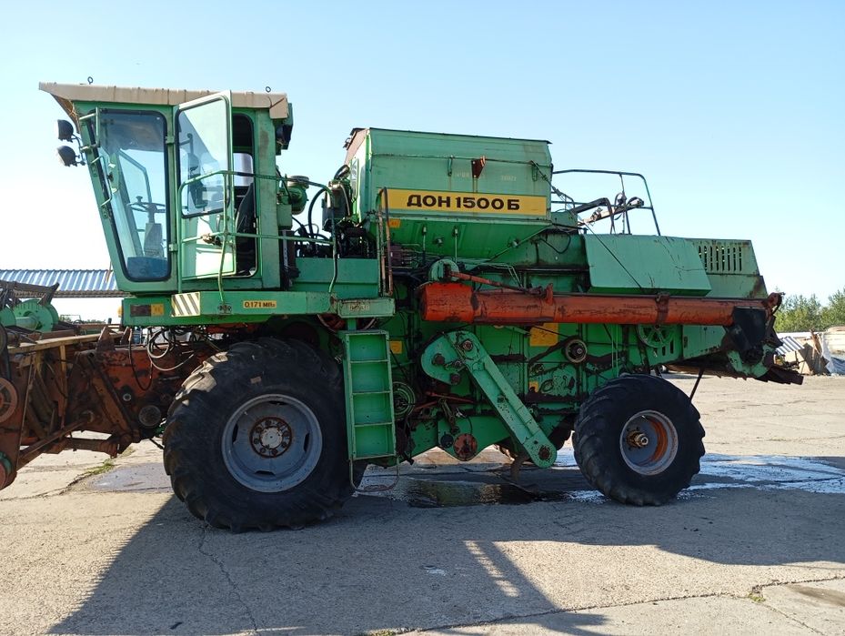 Продам комбайн Дон 1500 б з кондиціонером