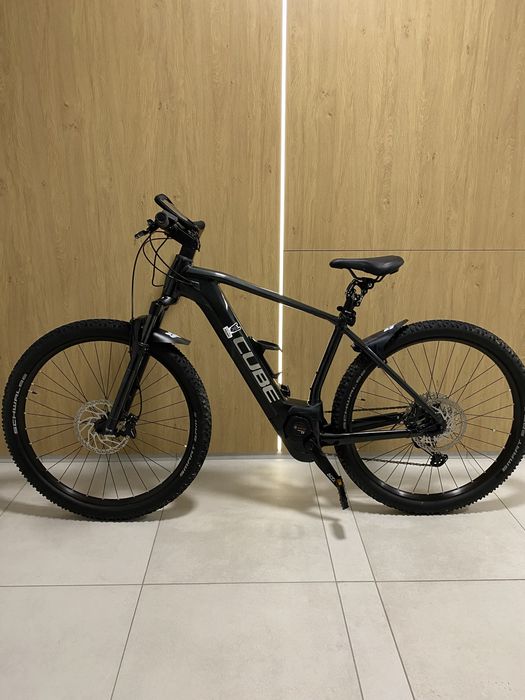 Rower elektryczny Cube Reaction Race