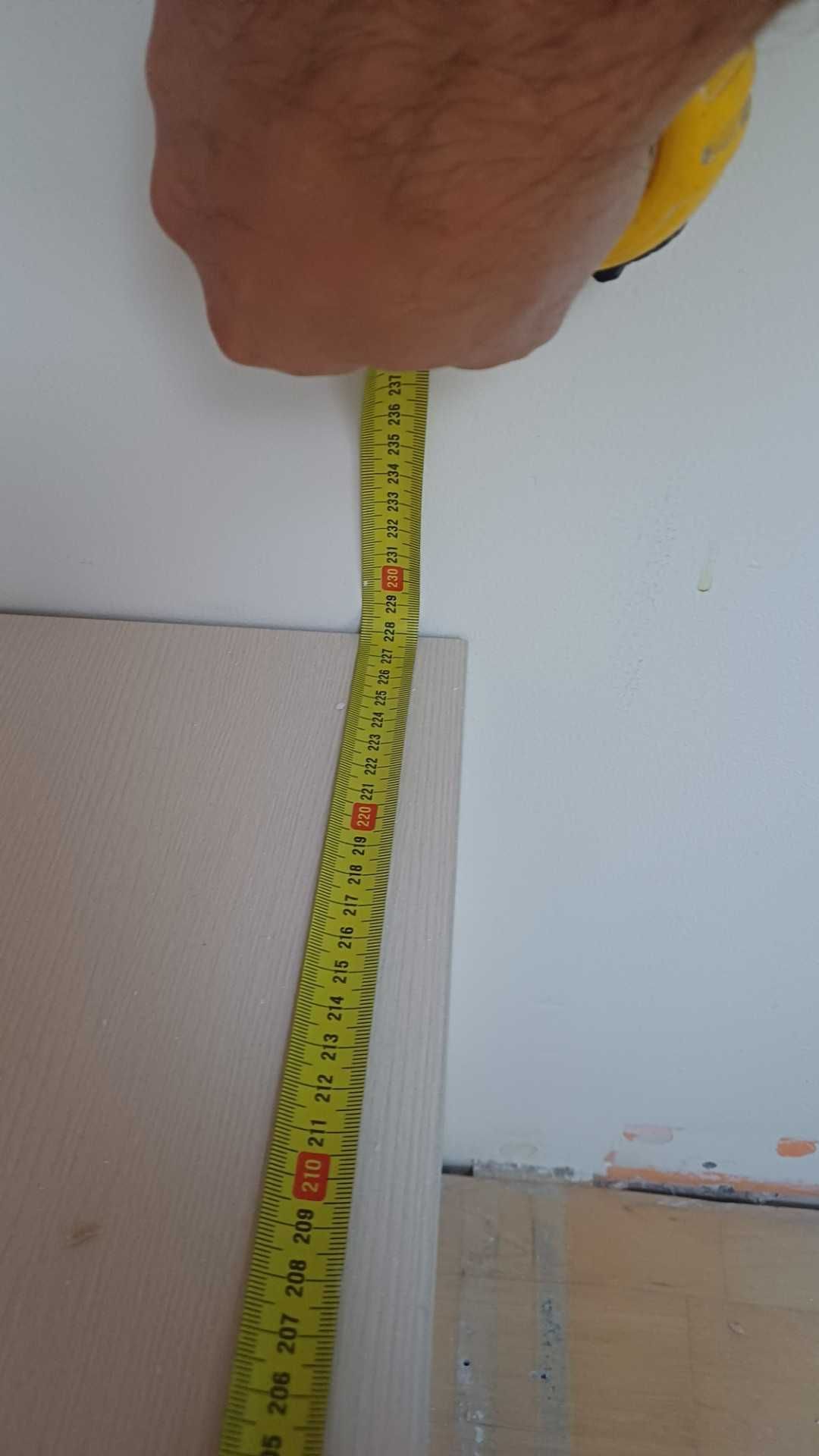 Zabudowa skosu szer. 228 cm, głęb. 60 cm i 80 cm, wys. 39 cm