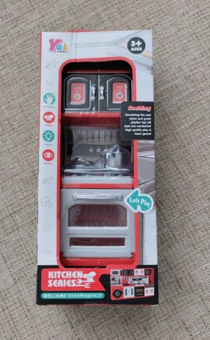 Детская игрушечная кухня, игрушки