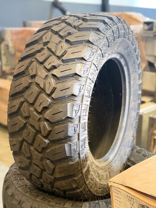 Jantes 18 6x139,7  com pneus 33x12.5 r18