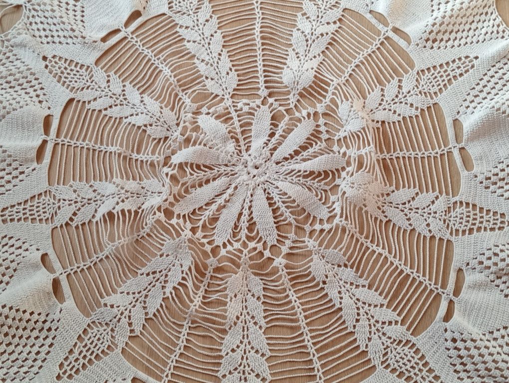 Toalha feita á mão renda