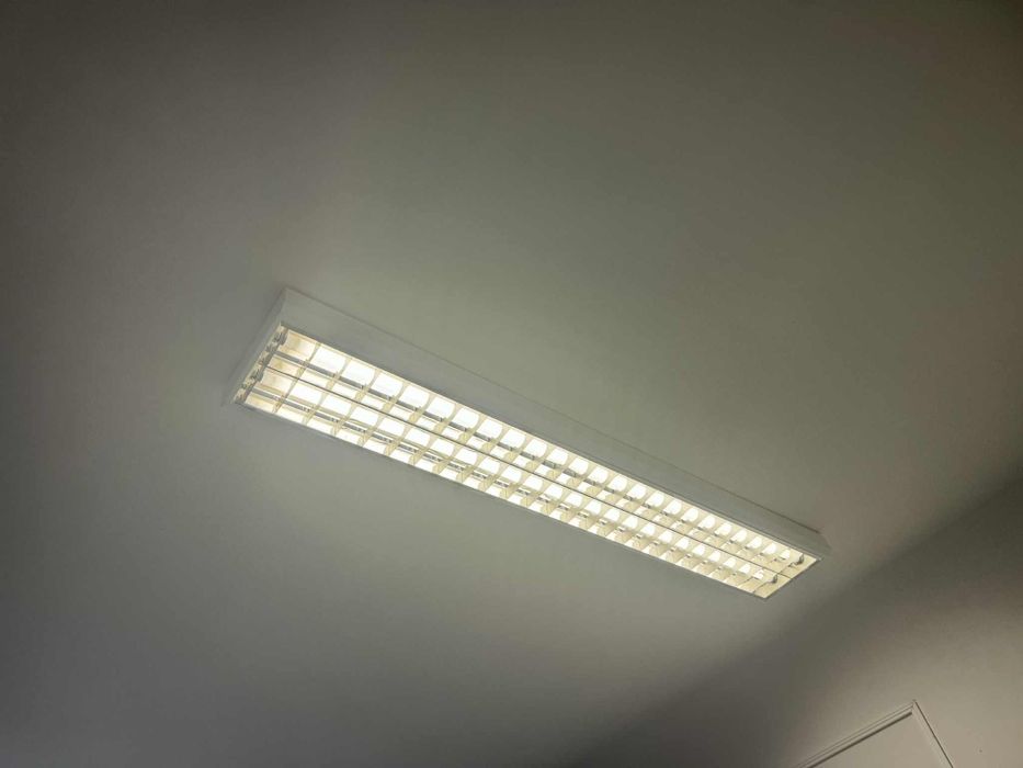 sprzedam lampę do salonu