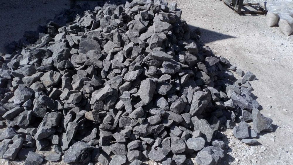 Kamień do gabionu czarny biały otoczak kora kamienna tona z dostawą