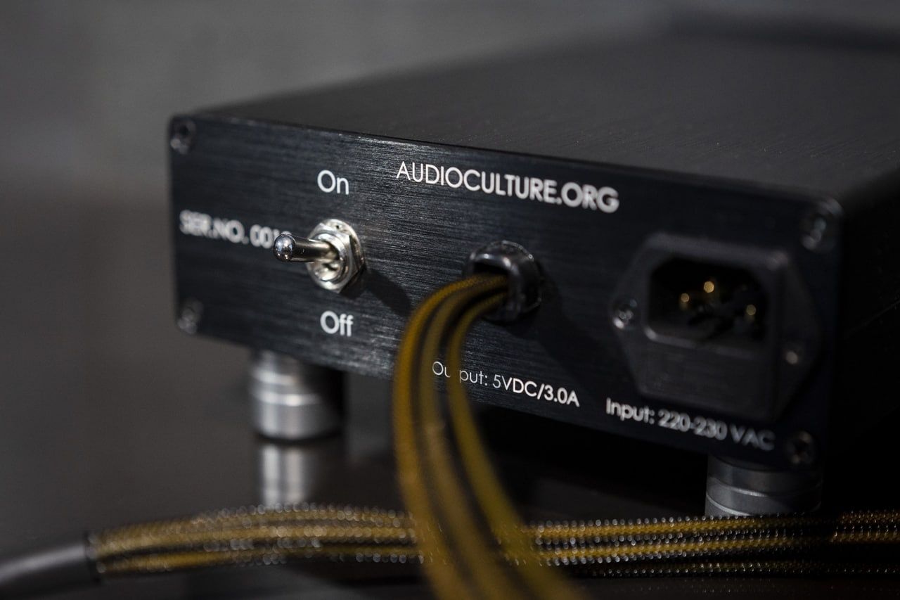 В продаже линейный блок питания Audio Culture