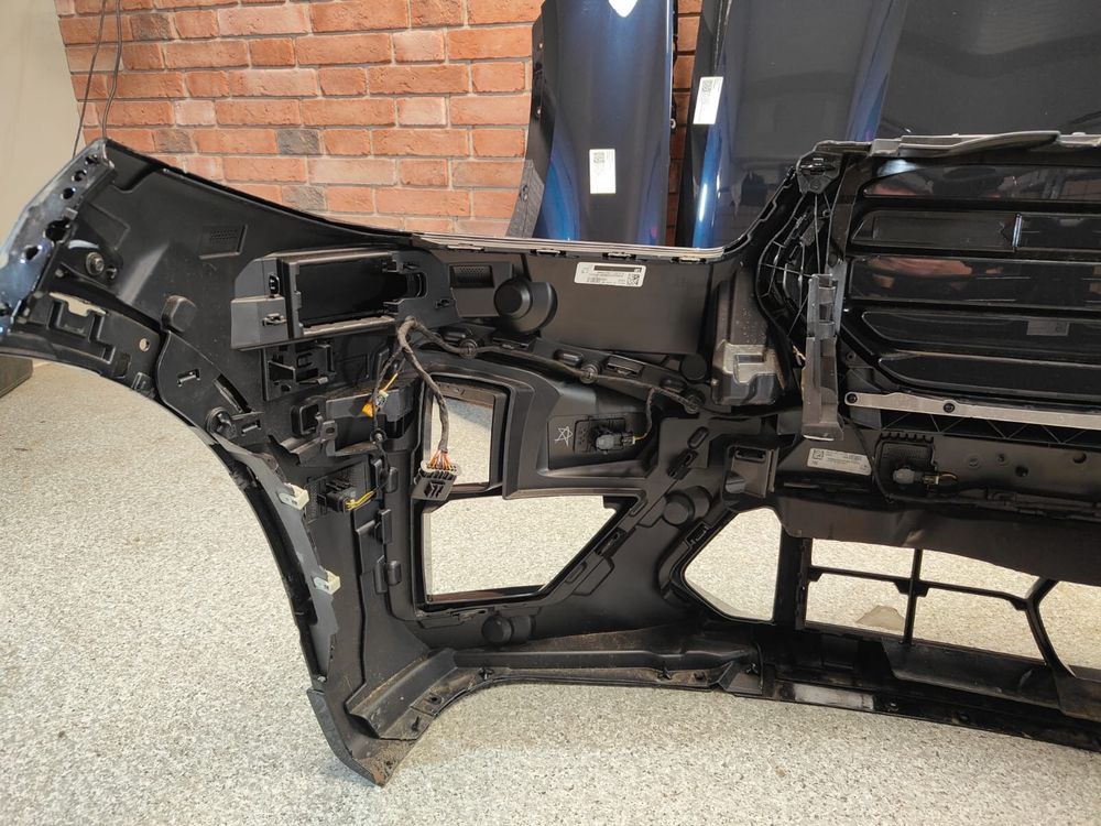 Бампер BMW F95 X5M В НАЯВНОСТІ крила крило крыло БМВ Ф95 G05 Г05