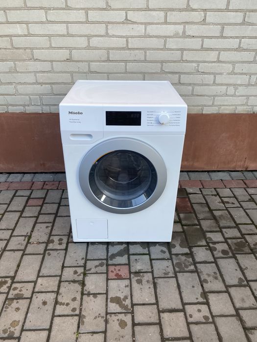 Пральна машина Miele WDB030WCS