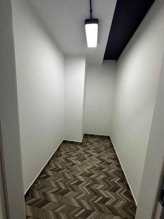 Оренда фасадного приміщення 80 м2 в центрі міста