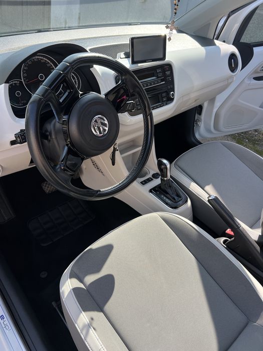 Volkswagen e-Up 2015 року