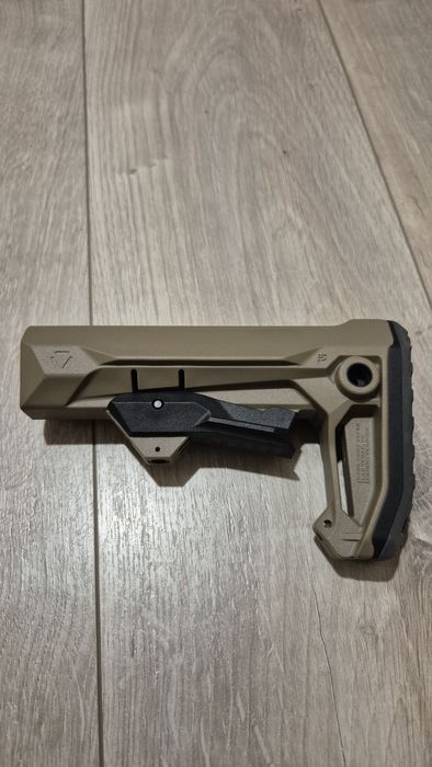 Приклад Strike Industries для ar 15