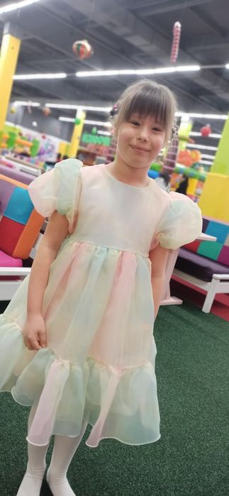 Платье супер нарядное!