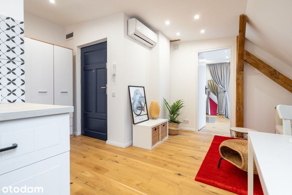 Przytulna kawalerka z osobną sypialnią w Centrum Katowic