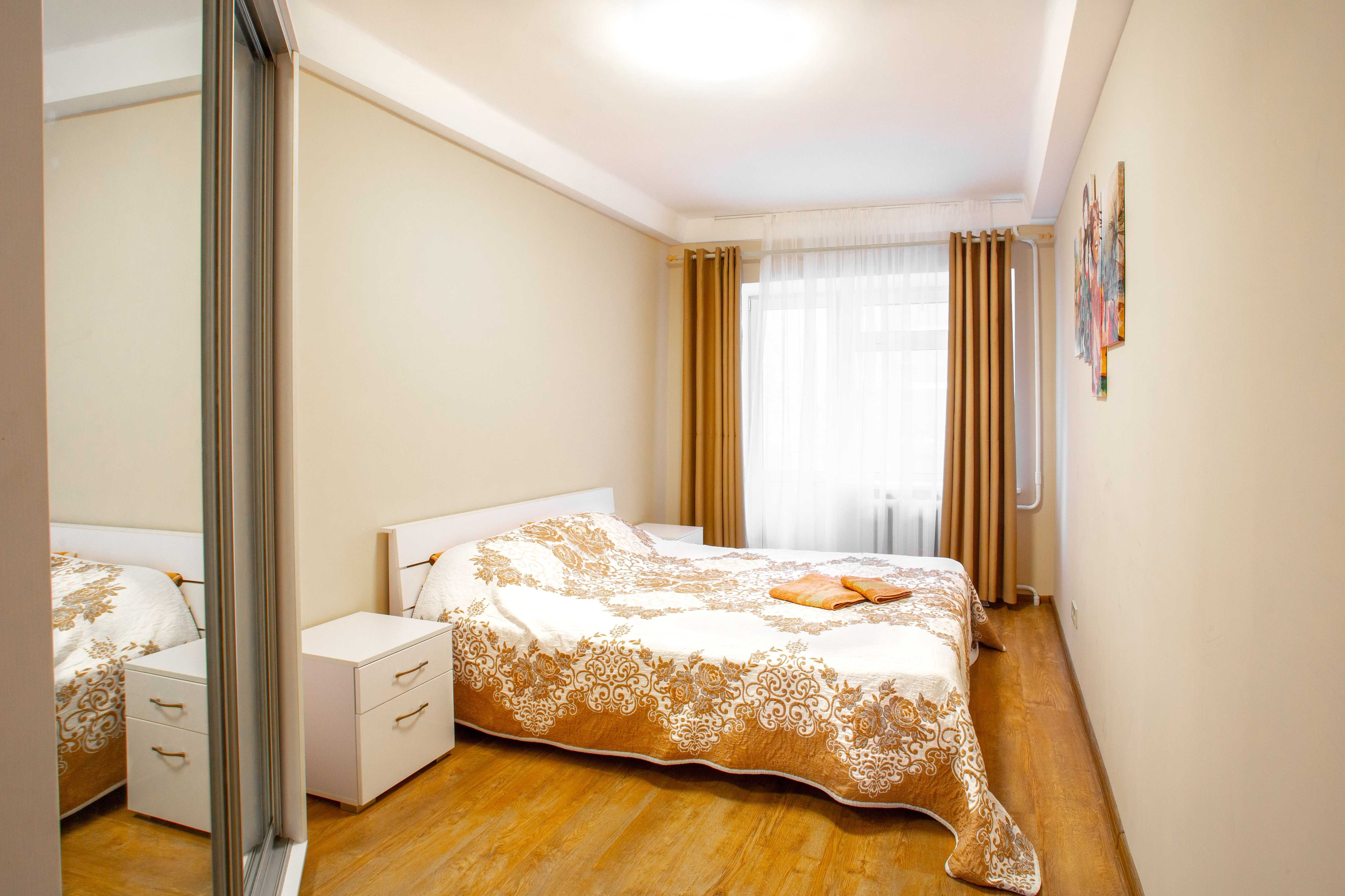 2к квартира поруч з Океан Плаза, метро Лібідська, вул.  Філатова, 1/22