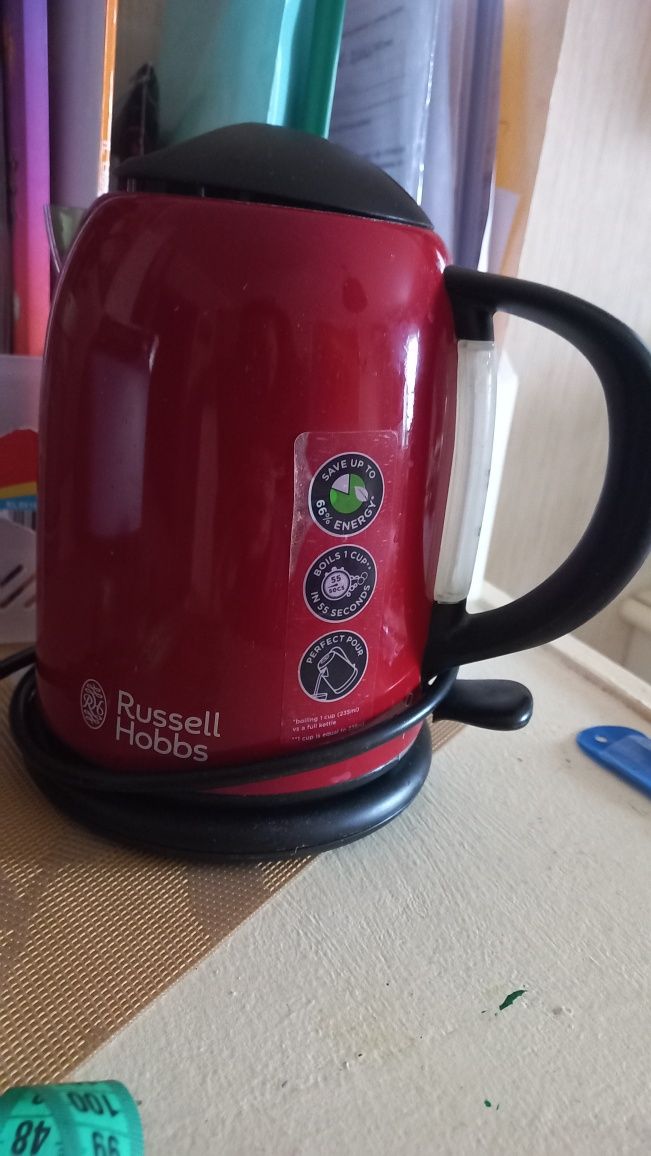 Чайник Russell Hobbs 1 л, фірмовий чайник, електрочайник, б/в, робочий