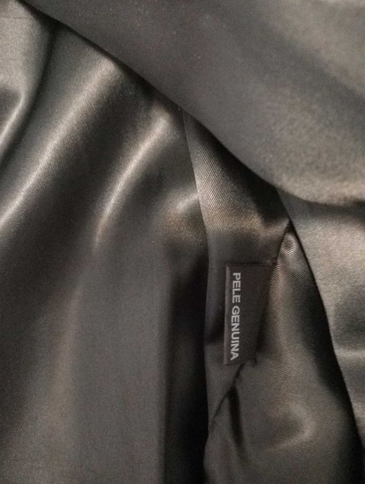 Casaco de pele preto senhora em muito bom estado