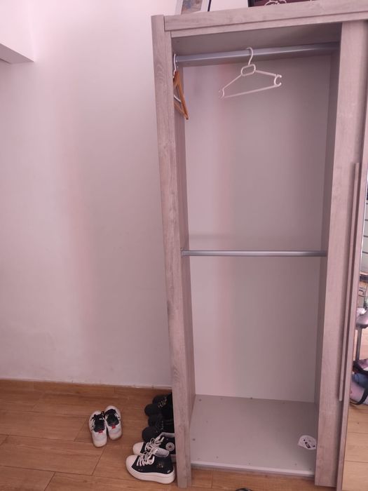 Roupeiro 180x2 Pouco Negociavel