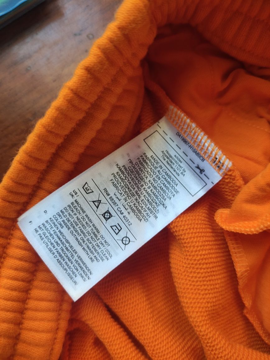 Шорти Adidas hc0627